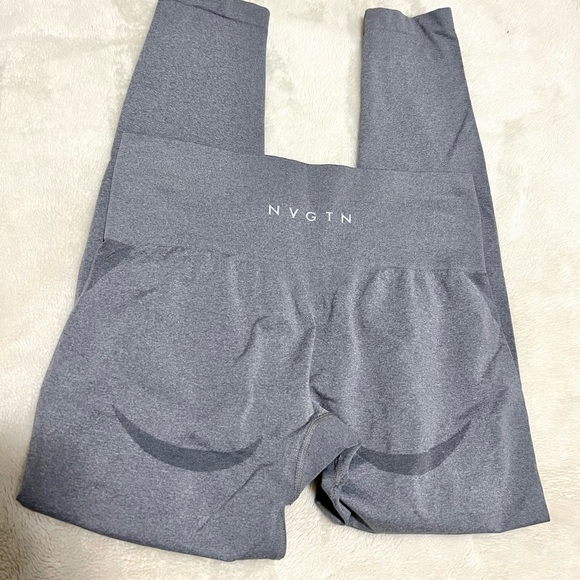 *SOLD* NVGTN Grey Contour Leggings - Picture 2 of 4